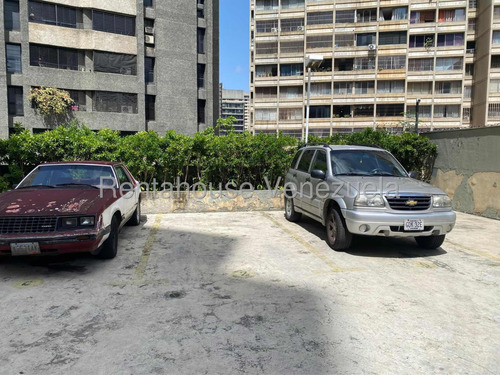 Venta De Apartamento Bello Monte 97m2 2h 3b 2p