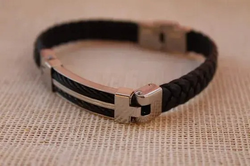 Imagen 4 de 5 de Pulsera Hombre Brazalete Acero Inoxidable Piel Regalo Papá