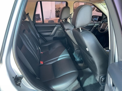 Imagem 8 de 11 de Land Rover Freelander 2 S 3.2