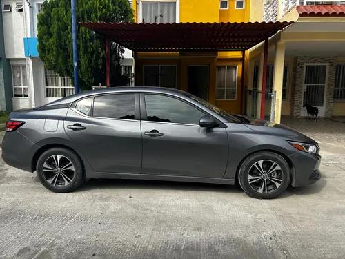 Nissan Sentra 2.0 Advance Cvt