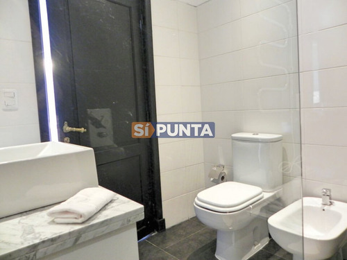 Imagen 20 de 30 de Casa En La Barra En Venta 6 Dormitorios
