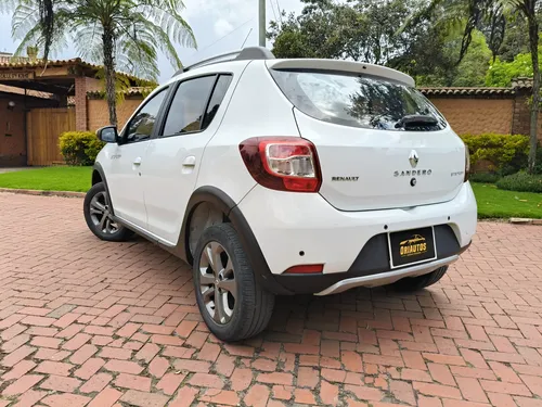 Renault Sandero Stepway 1.6cc Mt 2019
