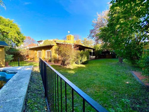 Imagen 1 de 30 de Casa En Venta 4 Ambientes Padua Sur