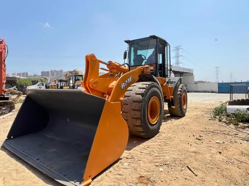 Cargador Case 821e