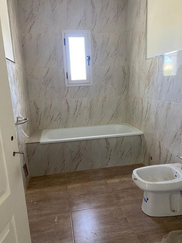 Imagen 5 de 5 de Venta De Casa 3 Ambientes En Barrio Green Houses Gutemberg Y Rosetti San Miguel