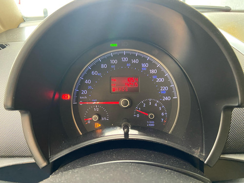 Volkswagen New Beetle 2.0 3p Automática