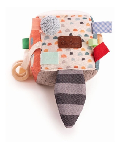 Imagen 3 de 4 de Cubo Sensorial Mapache · Enrique · + 3 Meses. Algodon