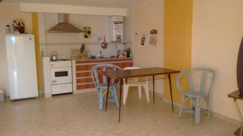 Excelente Casa C/ Depto 2 Amb Piscina Y Parque.