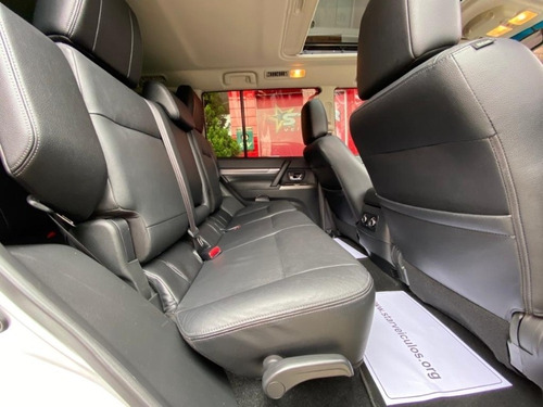 Imagem 13 de 15 de Mmc Pajero Hpe 3.2 D 2019 Starveiculos