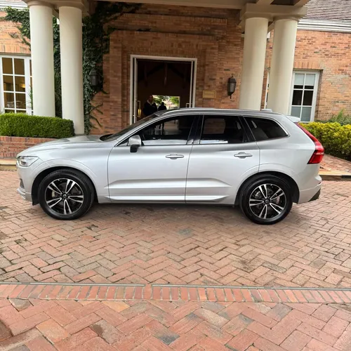 Volvo XC60 T5 Awd Momentum Blindada 2