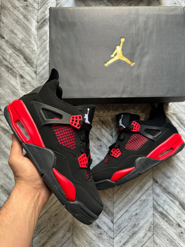 Tenis Jordan 4 Red Thunder Rojo Talla 22.5