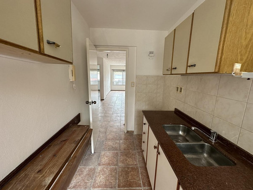 Imagen 14 de 23 de Apartamento - Brazo Oriental - Gran Oportunidad!! 2 Dormitorios!! 1 Baño - 65mts2 - Alquiler $23.000 - Gastos Comunes $3900 -
