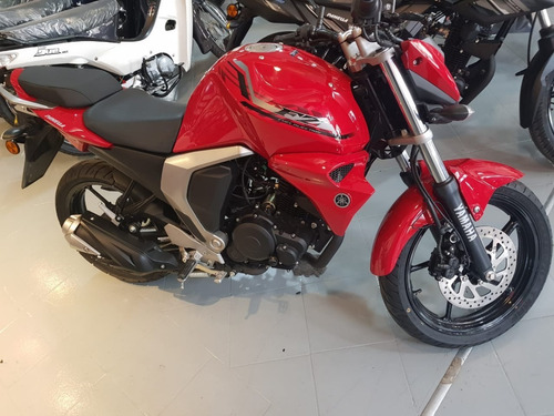 Imagen 2 de 8 de Yamaha Fz Fi 150 Panella Motos