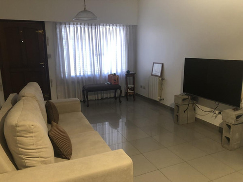 Imagen 23 de 30 de Casa Chalet En Venta - 4 Ambientes - Parque Y Pileta - Permuta - Ituzaingo / Padua
