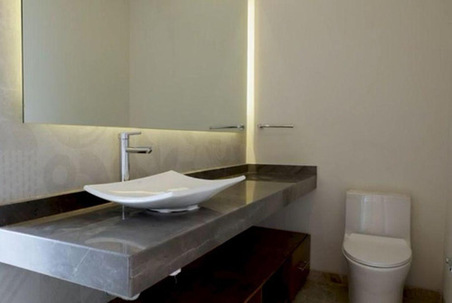 Residencia En Venta En Fraccionamiento Exclusivo Sierra Azúl, San Luis Potosí