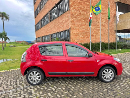 Renault Sandero 1.0 16v Expression Hi-flex 5p