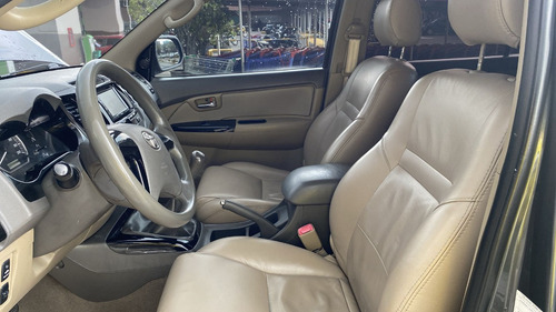 Imagen 14 de 25 de Toyota Fortuner