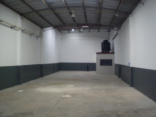 Imagen 20 de 23 de 1600 M2 .... Atencion // Distribuidoras / Hipermercados Etc