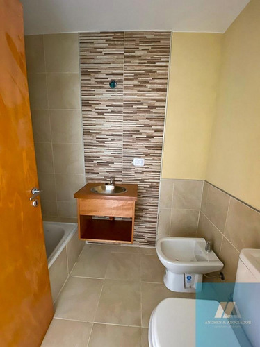 Imagen 6 de 9 de Venta Duplex En Complejo