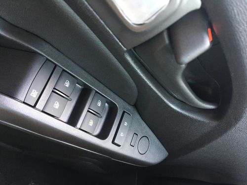 Imagen 17 de 19 de Imperdible S10 Cd Ls 2.8 4x2 Ls Mt 200cv