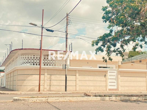 Casa En Alquiler Urb Casacoima Antiguo Instituto Clínico Del Ojo #212869