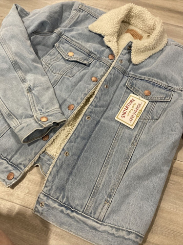 Campera De Corderito  Levis Sherpa ( Talle M)