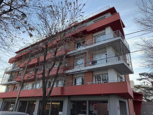 Venta- Depto 2 Ambientes Con Cochera Y Renta!