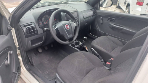 Imagem 5 de 7 de Fiat Strada 1.4 Mpi Hard Working Cd 8v Flex 3p Manual
