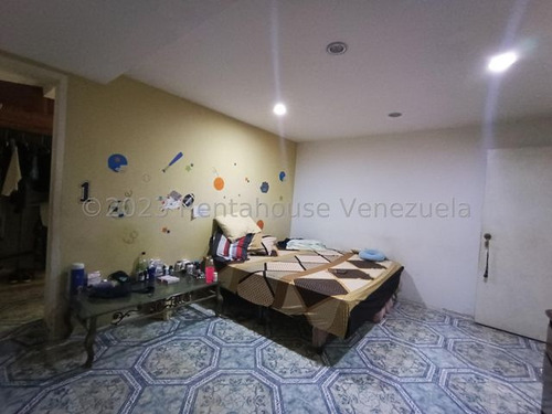 Casa En Venta Para Remodelar Urb Tiuna Maracay 25-14056 Apd