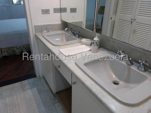 Apartamento En Alquiler Altamira 25-15367