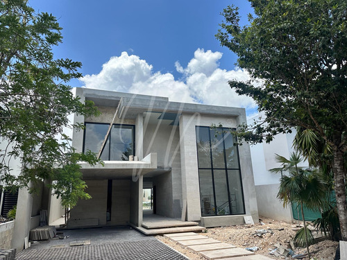 Casa En Venta En Cancun Frente Al Lago, Lagos Del Sol