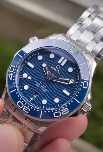 Relógio Omega Seamaster Diver 300m Azul 42mm Automático Eta