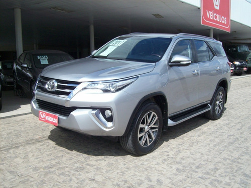 Toyota Hilux Sw4 Srx 2017.