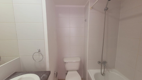 Av. Vicuña Mackenna / Metro Irarrazaval, 35 Mt, 1 Dorm, Pisc