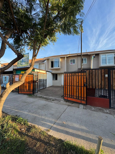 Casa Con Excelente Ubicación Y Gran Potencial Comercial