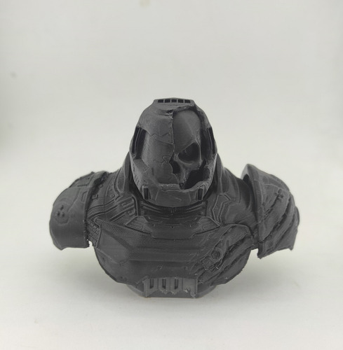 Doom Slayer Red Gold Figura Acción Eternal Mcfarlane Toys