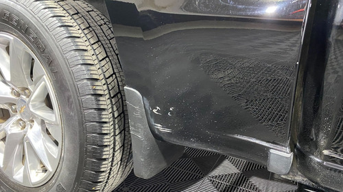 Imagen 17 de 18 de Chevrolet Silverado Ltz 4x4 5.3 At 2020