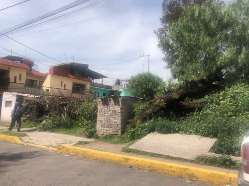 Imagen 1 de 6 de Venta De Terreno En San Cristobal