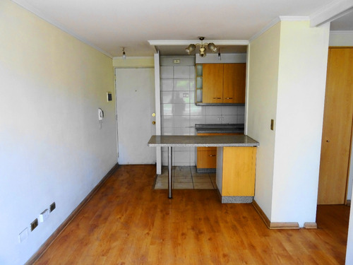 Se Vende Departamento 1 Ambiente, En Barrio Universitario  