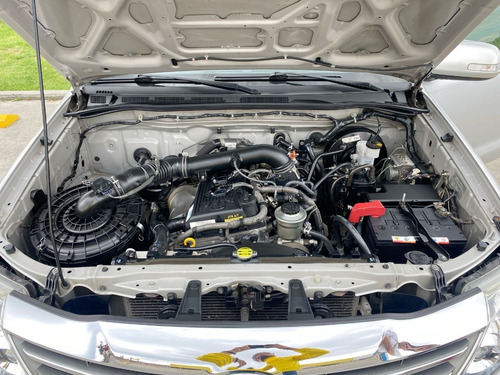Imagen 25 de 25 de Toyota Fortuner 2.7