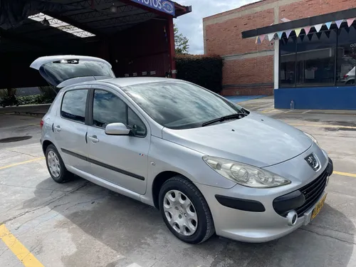 Peugeot 307 1.6 Xr Feline 5 p