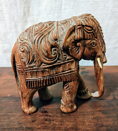 Antigua Figura Tallada Elefante (Usado)