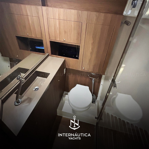 Lancha Solara 410 Ht 2024 Phantom Schaefer Cimitara Beneteau