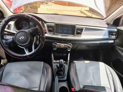 Kia Tonic Vibrant 2021 Mt