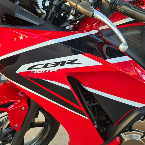 Imagen 6 de 15 de Honda Cbr 300 R Usada - Modelo 2018 - Cbr 300r