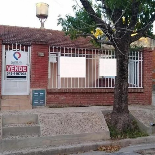 En Venta- Casa De 1 Dormitorio Zona Miguel David