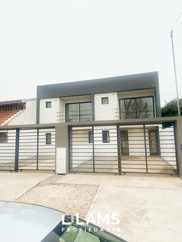 Duplex De 4 Amb En Venta En Colinas De Peralta Ramos