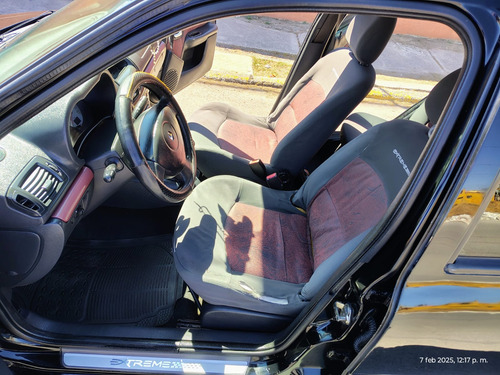 Renault Clio Versión Extreme Es Una Versión Especial