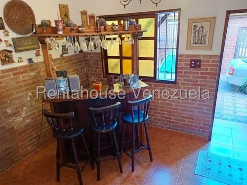 Casa En Venta Avila Es25-8442