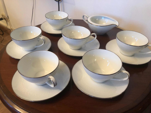 Imagen 6 de 7 de Vajilla De Lujo Zylstra De 6 Puestos Con Borde De Platino.